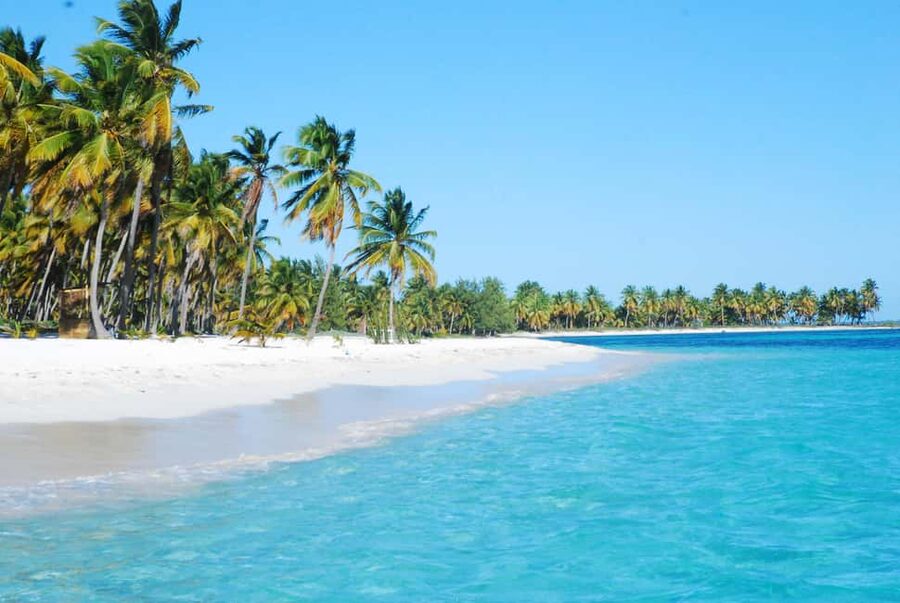 La Romana: Saona Crusoe VIP for cruise guests - Who will enjoy this day most