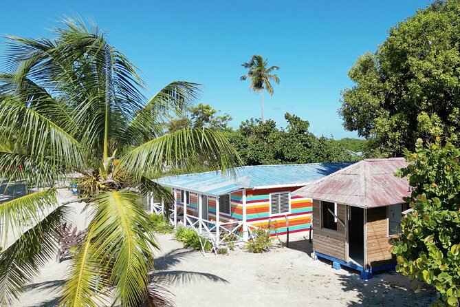 La Romana: Saona Crusoe VIP - Kreuzfahrtgäste - El Penon and the Taíno connection