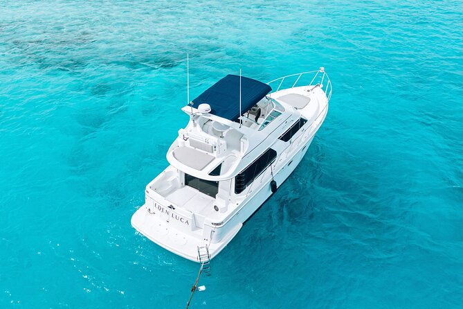 Luxury Private Yacht Charter Aruba - Eden Luca Yachts - The crew and the feel of the service