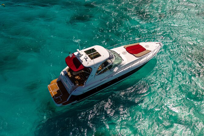 Luxury Private Yacht Charter Aruba - Eden Luca Yachts - Snorkeling, paddling, and time in the water