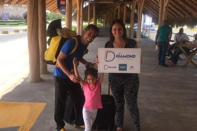 Luxury Transfer between Punta Cana Airport and Bavaro Hotels - What the $85 group price really buys