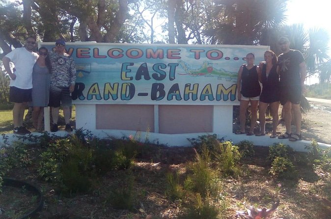 Mamma Gal East End Native Experience - A local restaurant stop with Bahamian flavors