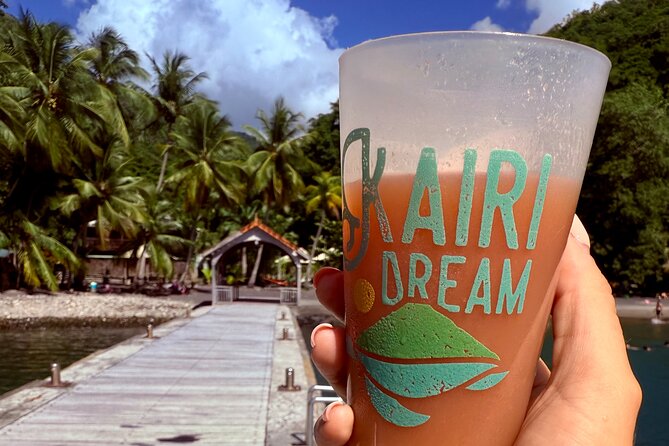 Martinique : Anse Coralienne & Tortues - Snacks, a homemade cocktail, and the easygoing side of the trip