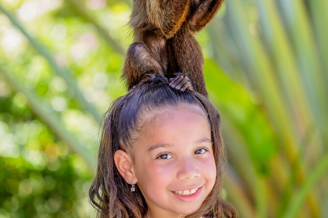 Monkey House VIP Experience with 4 species of monkeys, Punta Cana - Animal care and responsible contact