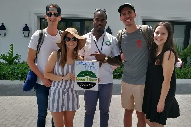 Montego Bay Airport Transfer to Resorts in Montego Bay - What the 5 to 10 minutes really means