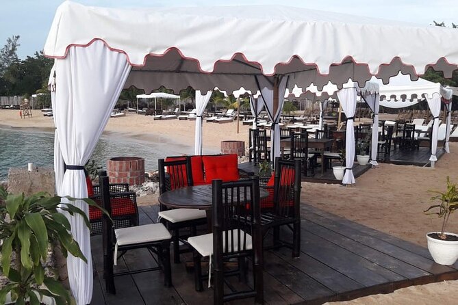 Montego Bay: Bamboo Beach Club VIP Access with Lunch & Cocktails - Who will enjoy this most