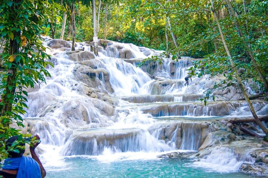 Montego Bay: Blue Hole, Dunn’s River, and Beach Club Trip - What to Pack for Wet Rocks and Beach Time