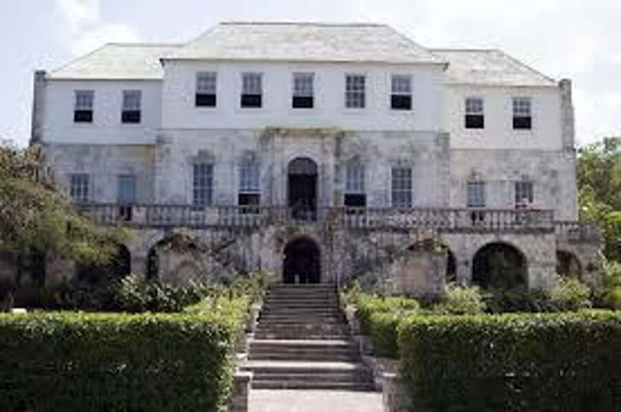 Montego Bay City and Rose Hall Haunted House Tour - Montego Bay from downtown streets to Ironshore homes
