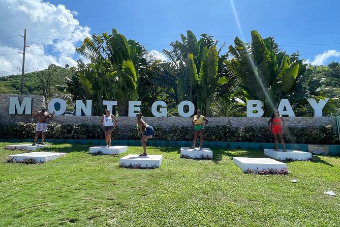 Montego Bay Hotels Private Transfers - Why a private Montego Bay transfer can be worth $20