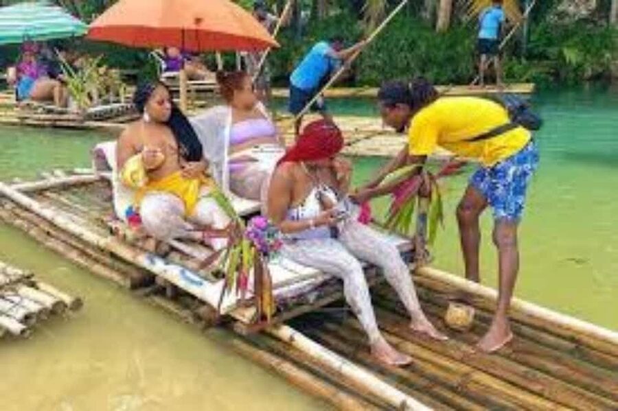 Montego Bay, Jamaica: Bamboo Rafting with Foot Massage - What the bamboo raft ride feels like