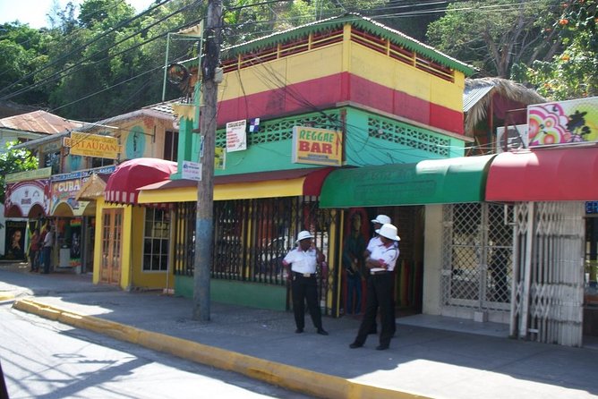 Montego Bay Private Shopping Tour with Hotel Pickup - Choosing a guide: why Bailey gets special mention