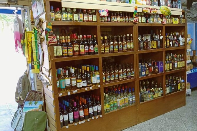 Montego Bay Private Shopping Tour with Hotel Pickup - How to avoid a short or disappointing outing