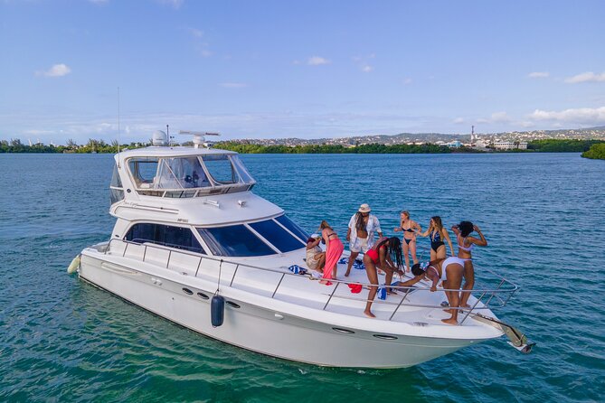 Montego Bay Private Yacht Tour with Open Bar and Lunch - Cruising toward the Fish and Bird Sanctuary