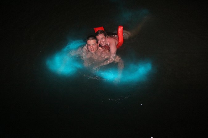 Mystic Luminescent Lagoon Night Cruise & Swim in Jamaica - Why the photos can disappoint