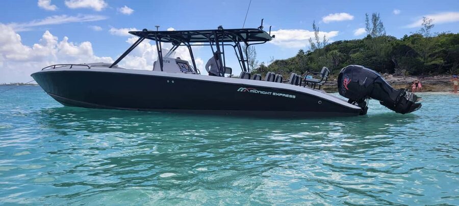 Nassau: 3 Islands Tour, Snorkel, Pig Beach, Turtles & Lunch - Green Cay and the search for sea turtles