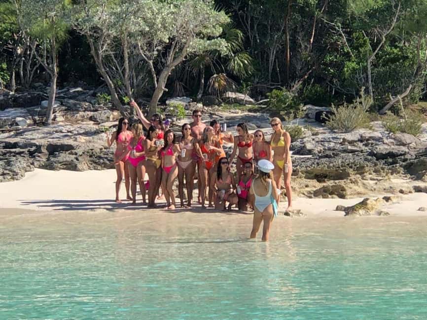 Nassau: 3 Islands Tour, Snorkel, Pig Beach, Turtles & Lunch - Athol Island and the views between stops