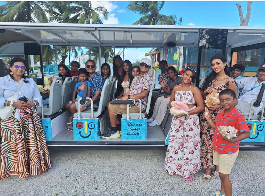 Nassau: Bahamas Culture Tour with Electric Trolley and Water - Fifteen minutes at Junkanoo Beach