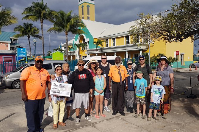 Nassau Island Highlights Sightseeing Tour - Climbing the Queen’s Staircase