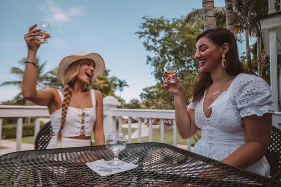 Nassau: Island Highlights Tour with Rum Tasting - A quick Nassau overview in an air-conditioned van