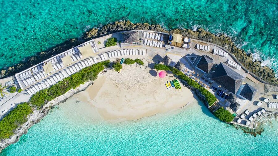 Nassau: Pearl Island Beach Day Trip and Cruise with Lunch - The lighthouse walk and island views