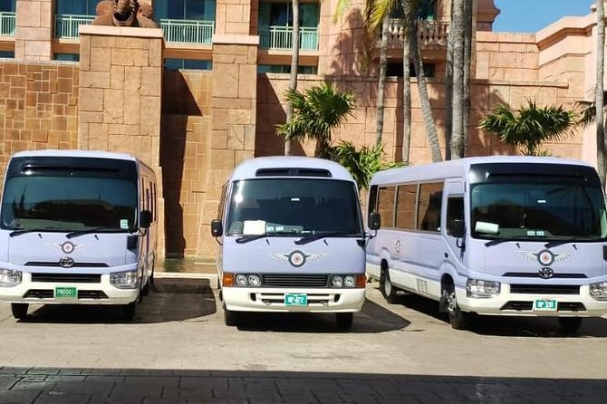Nassau Roundtrip Airport Shared Shuttle MPT - Communication, delays, and the airport handoff