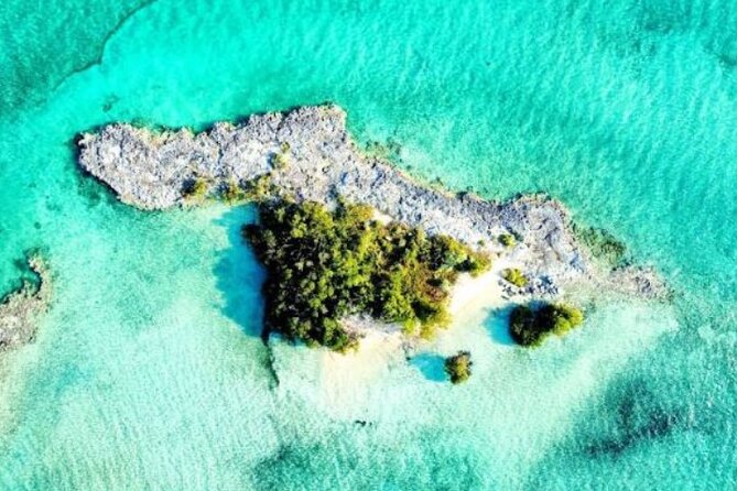 Nassau's Exclusive Kayaking Snorkeling Beach Adventure (6 Max) - Reaching the small cay