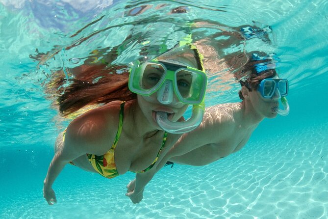 Nassau Sail & Snorkel Adventure with 1 Hour Open Bar - Crew service and safety