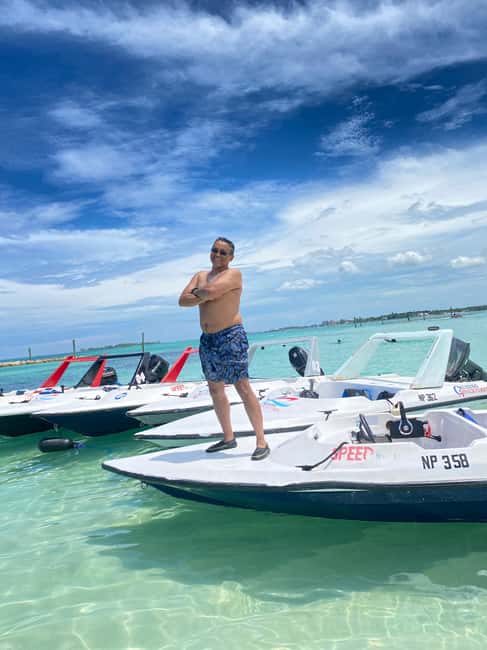 Nassau: Self-Drive Speedboat Ride and Pig Swimming Encounter - Who should book this Nassau experience?