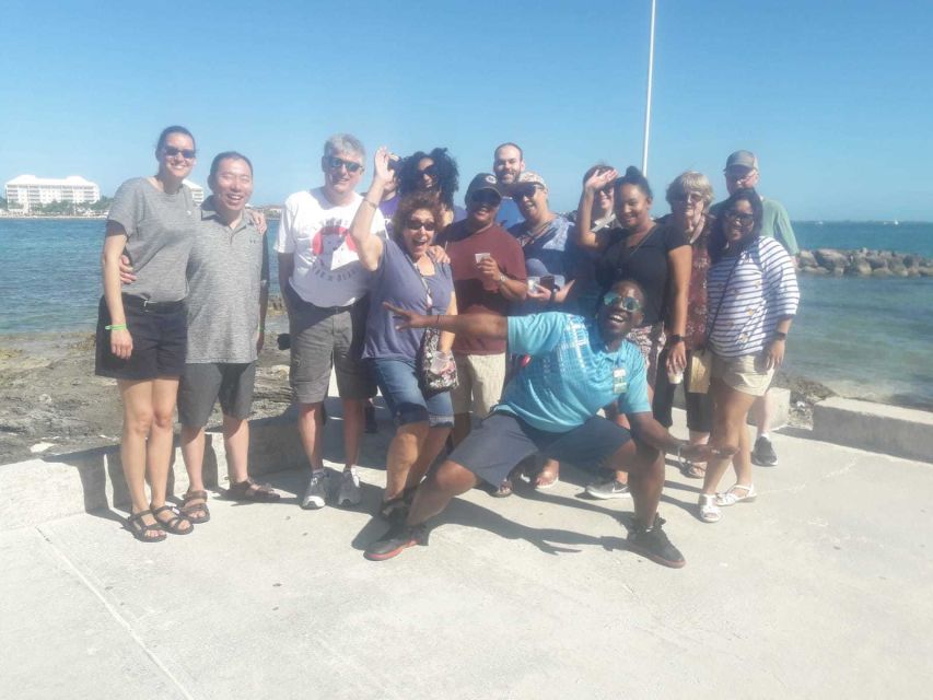 Nassau: Sip, Sample & See, Food & History Bus Tour - Key points at a glance