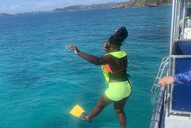 National Park Snorkeling Excursion - Helpful crew support for first-time snorkelers