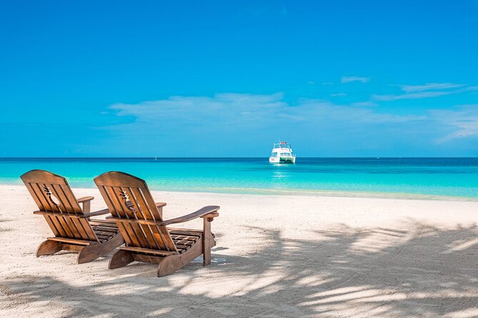 Negril Day Trip to Seven Mile Beach & Rick's Cafe w/Admission from Montego Bay - What the $95 price really covers