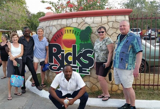 Negril Seven Miles Beach Day and Rick's Cafe Sunset Private Tour - Three hours on Seven Mile Beach