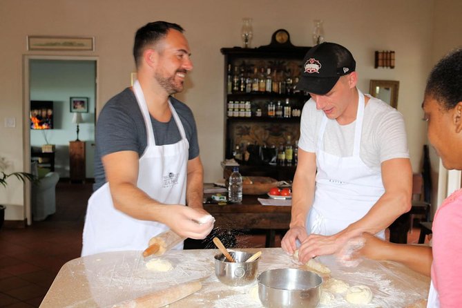 Nicole's Table - Coordinating Curry - Curry, roti, and the story behind the spices
