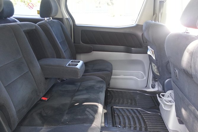 Ocho Rios Airport Transfer - What the private minivan changes