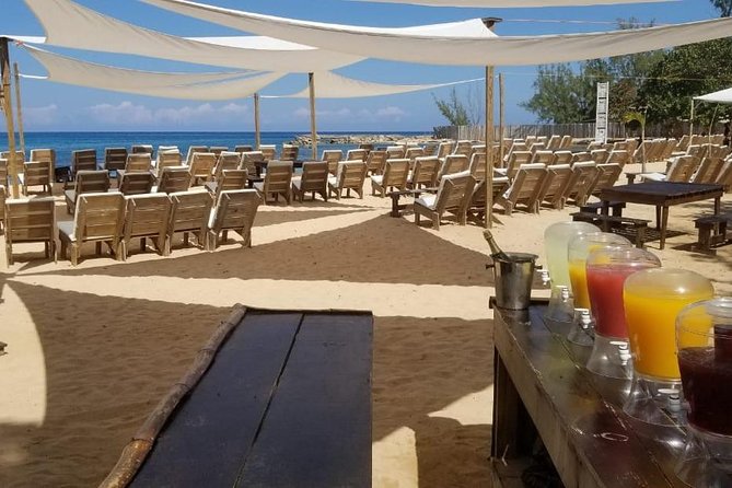 Ocho Rios: Bamboo Beach Club with Specialty Lunch & Cocktails - How service affects the day