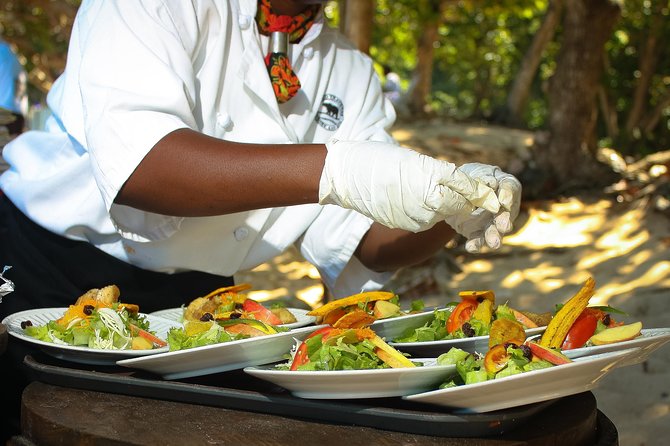 Ocho Rios: Bamboo Beach Club with Specialty Lunch & Cocktails - Weather, comfort, and what to pack