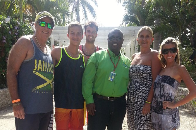 Ocho Rios Hotels Private Transfer - The road to Ocho Rios is part of the experience