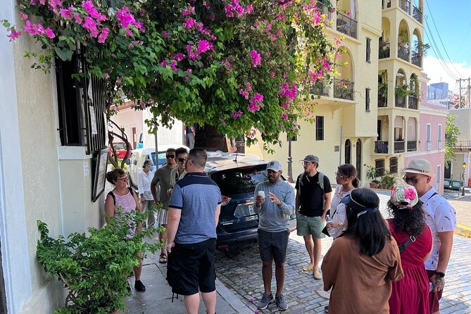 Old San Juan Historical Walk, Shopping, and Dining w/ Transport - Free time for Calle Fortaleza shopping