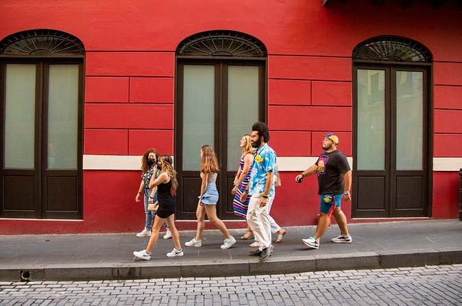 Old San Juan Historical Walking Tour - San José Church and a quieter historic stop