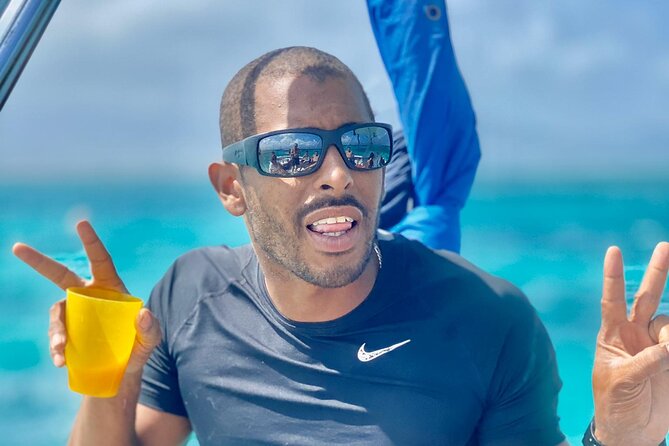 One-day boat trip to the lagoon of Guadeloupe - Île La Biche and the lagoon’s quieter side