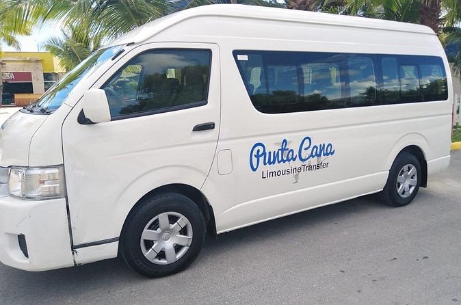 One Way Private Airport or Hotel Transfer Bavaro Hotel 1-6 Pax - Booking details and cancellation rules