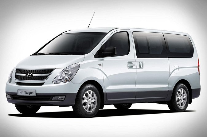 One Way Private Hotel or Airport Transfer Uvero Alto Hotels - The 40-minute ride and the vehicle setup