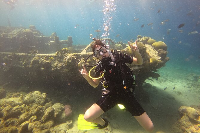 PADI Open Water Course in Curacao - Four open-water sessions on Curaçao’s reefs