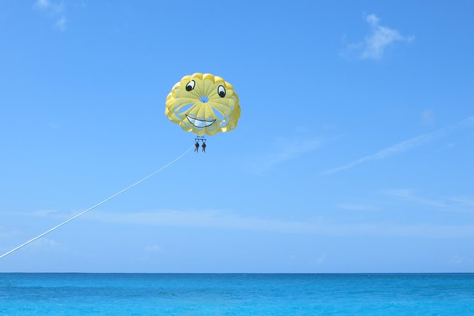 Parasailing Grand Turk - The Boat Ride and the First Safety Briefing