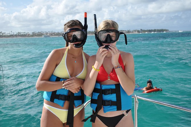 Parasailing, Snorkel Cruise & Virgen Beach from Punta Cana - Transportation and the cost of waiting