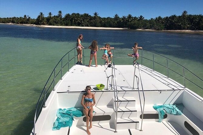 Party Boat - Private groups, snorkeling - Open Bar. - Natural pool and sandbar time