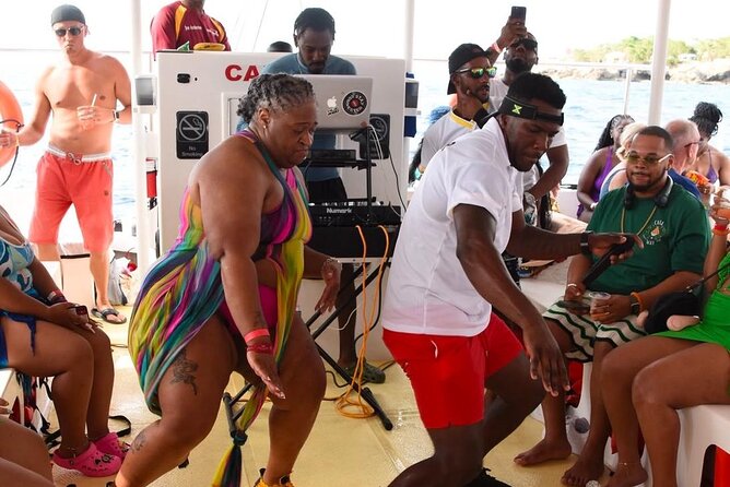 Party Catamaran: OpenBar, Music, Negril Beach, Caves, Snorkeling - Adults-only or family-friendly departure?