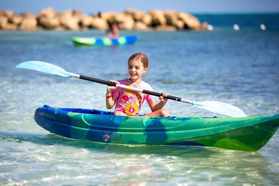 Pearl Island Beach: Full-day Snorkelling with Lunch - Bahamian lunch on the island