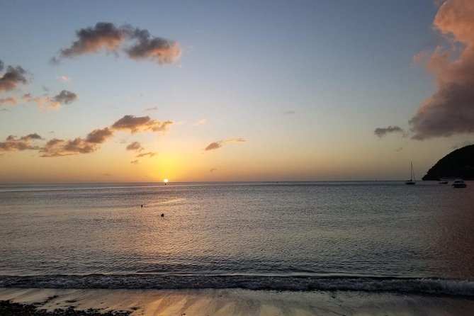 Pepper's Choice : Waterfalls, Sulphur Spa & Black Sand Beach - Ti Kwen Glo Cho makes a fitting final stop
