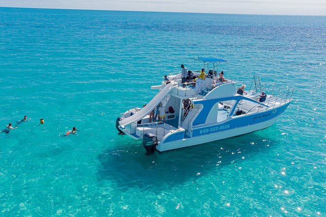 Private 4-Hour Catamaran Tour from Providenciales in Turks and Caicos - Morning or afternoon: choosing the better departure
